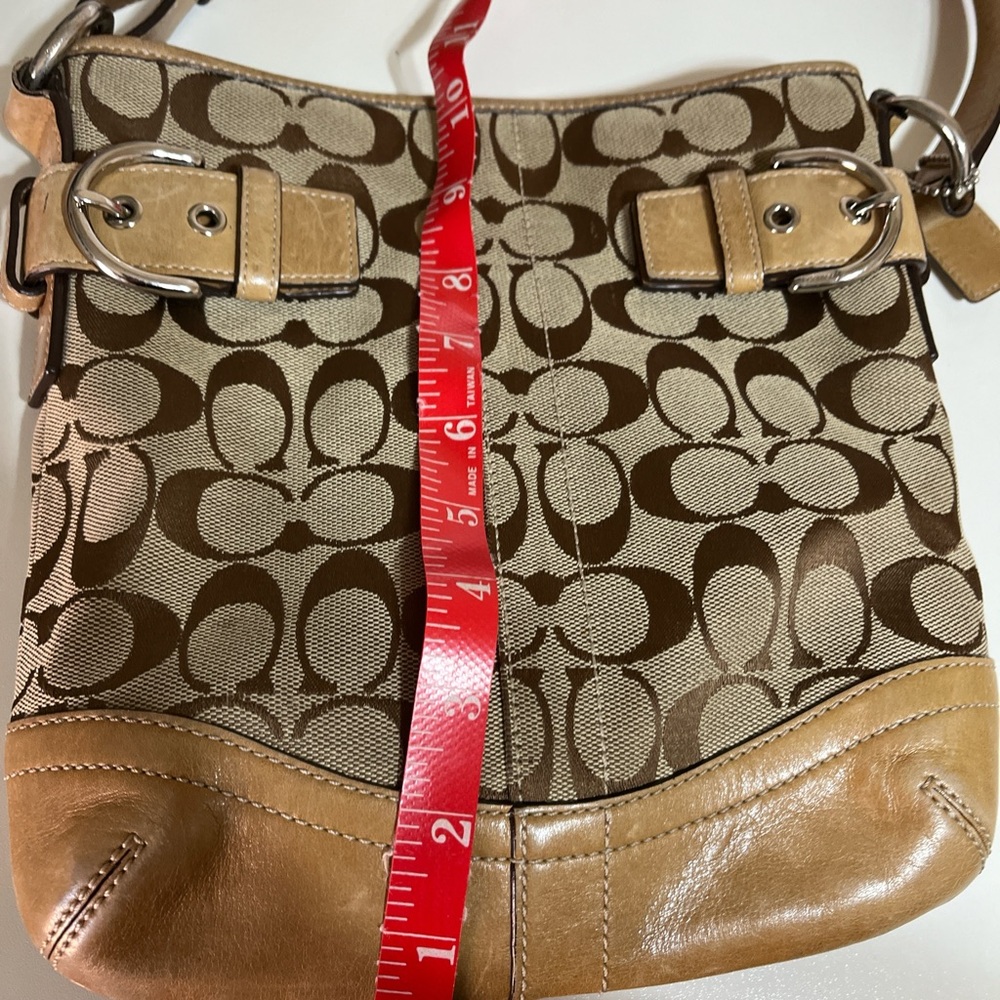 Coach Signature Brown and Tan Shoulder Bag - Picture 3 of 9